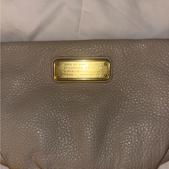 Marc Jacobs Classic Q Percy Crossbody - Picture 14 of 16